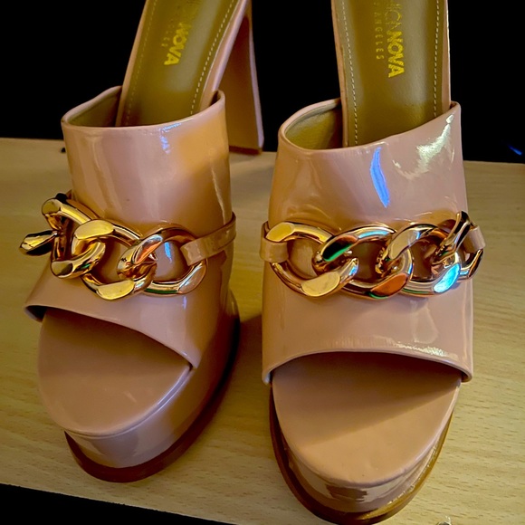 Fashion Nova Shoes - Size 10 brand new fashionnova heels